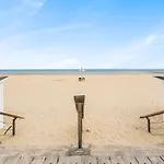 Modern And Bright Seaside App W Seaview & Terrace * أوستيند