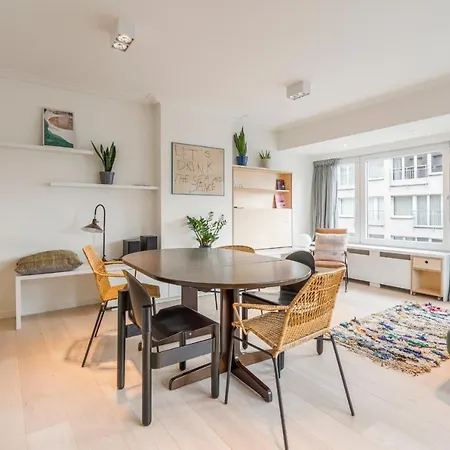 Lejlighed Modern And Bright Seaside App W Seaview & Terrace *