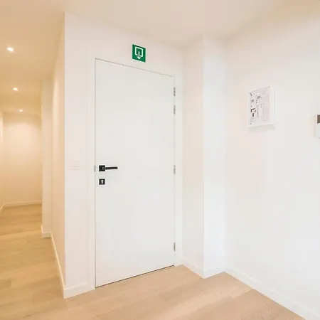 Modern And Bright Seaside App W Seaview & Terrace *