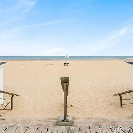 Modern And Bright Seaside App W Seaview & Terrace * オステンド